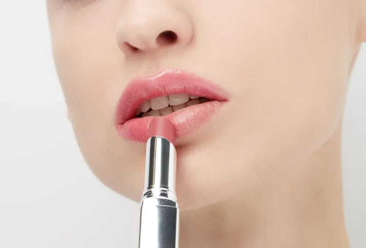Лучшие оттеночные бальзамы для губ: Аналоги Dior Lip Glow